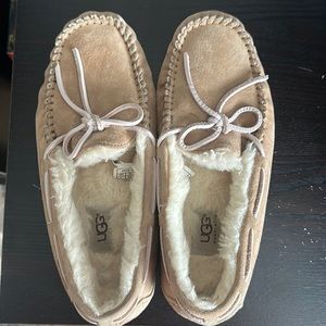 Ugg slippers